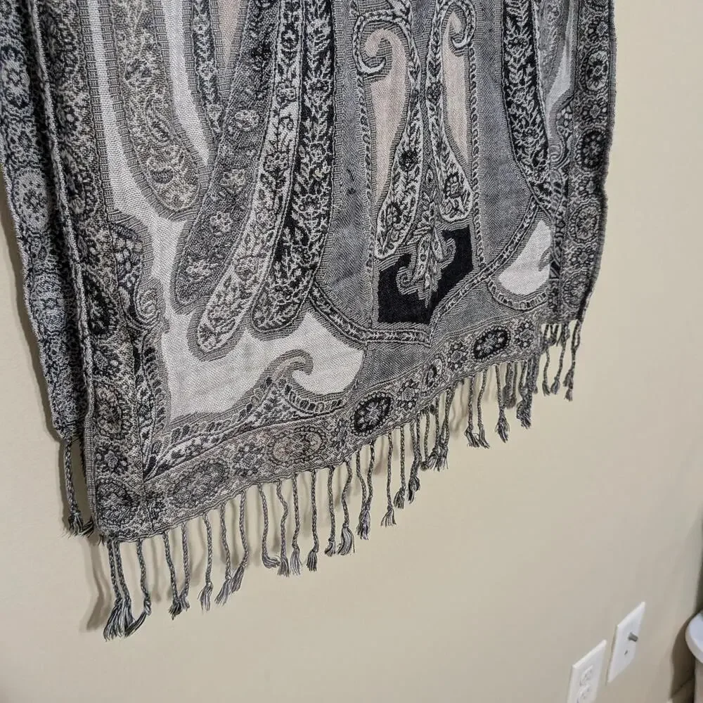 Boho Gray And Black Whimsygoth Paisley Print Pashmina With Fringe